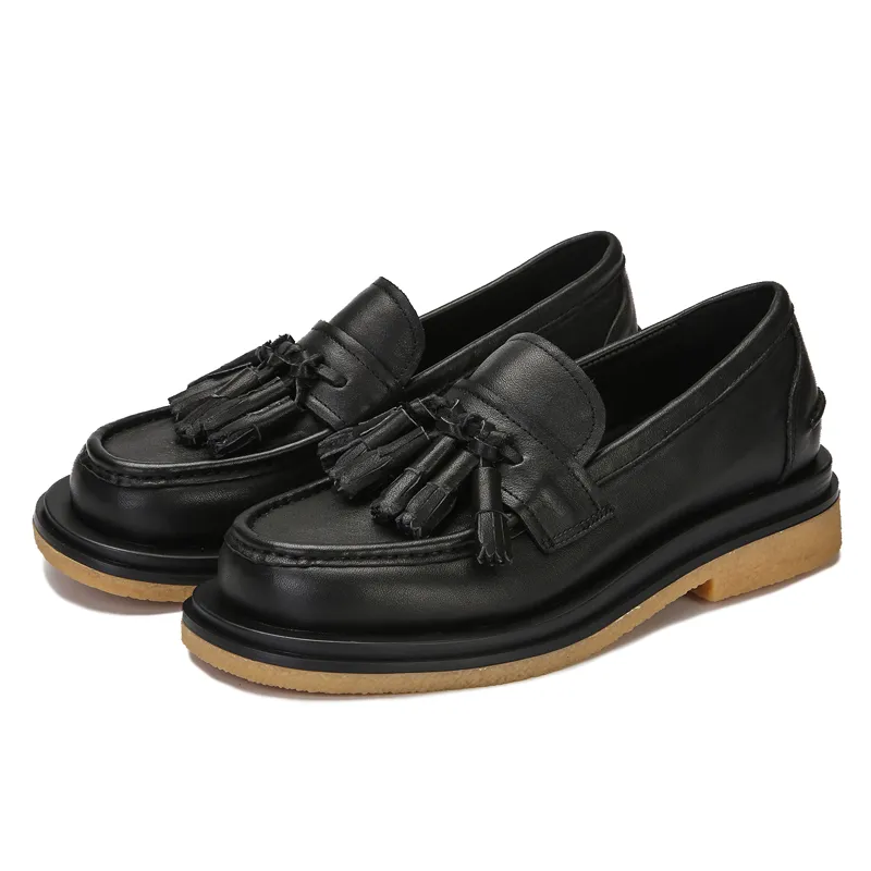 Hot Fringe Black Loafers Herrenschuhe Echtes Leder lässige Herrenschuhe handgefertigt Runde Zehen Slip on Herrenschuhe