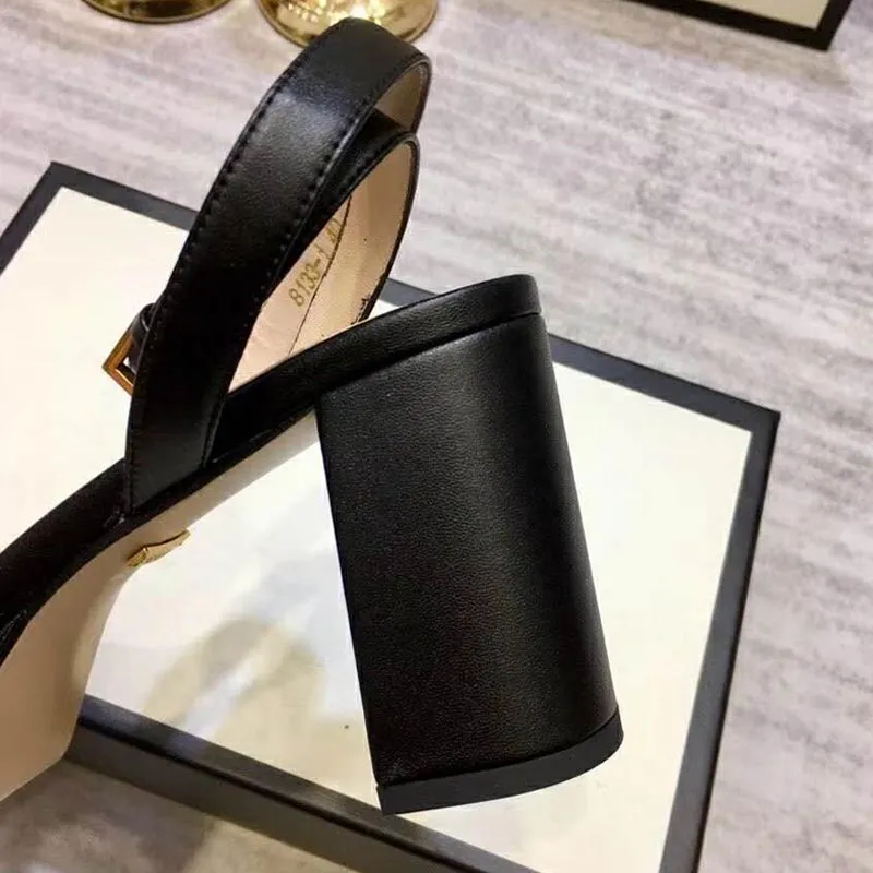 Sandali on sale dorati eleganti