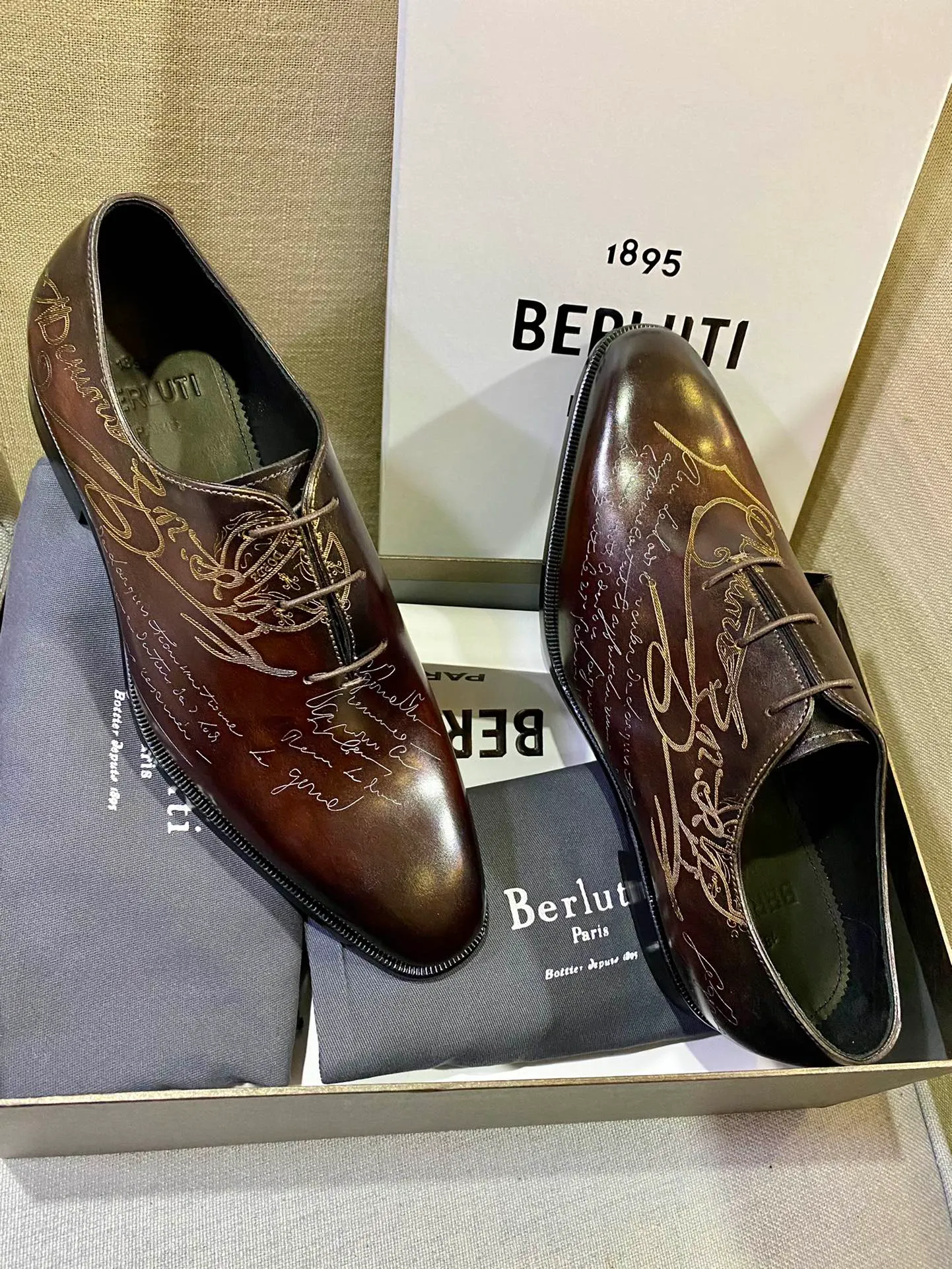 BERLUTI Men’s, hand made in Paris, Italian leather loafers. Size 11 Berluti Mens Designer Loafers Shoes EU Size 38-45 Leather  main image 3