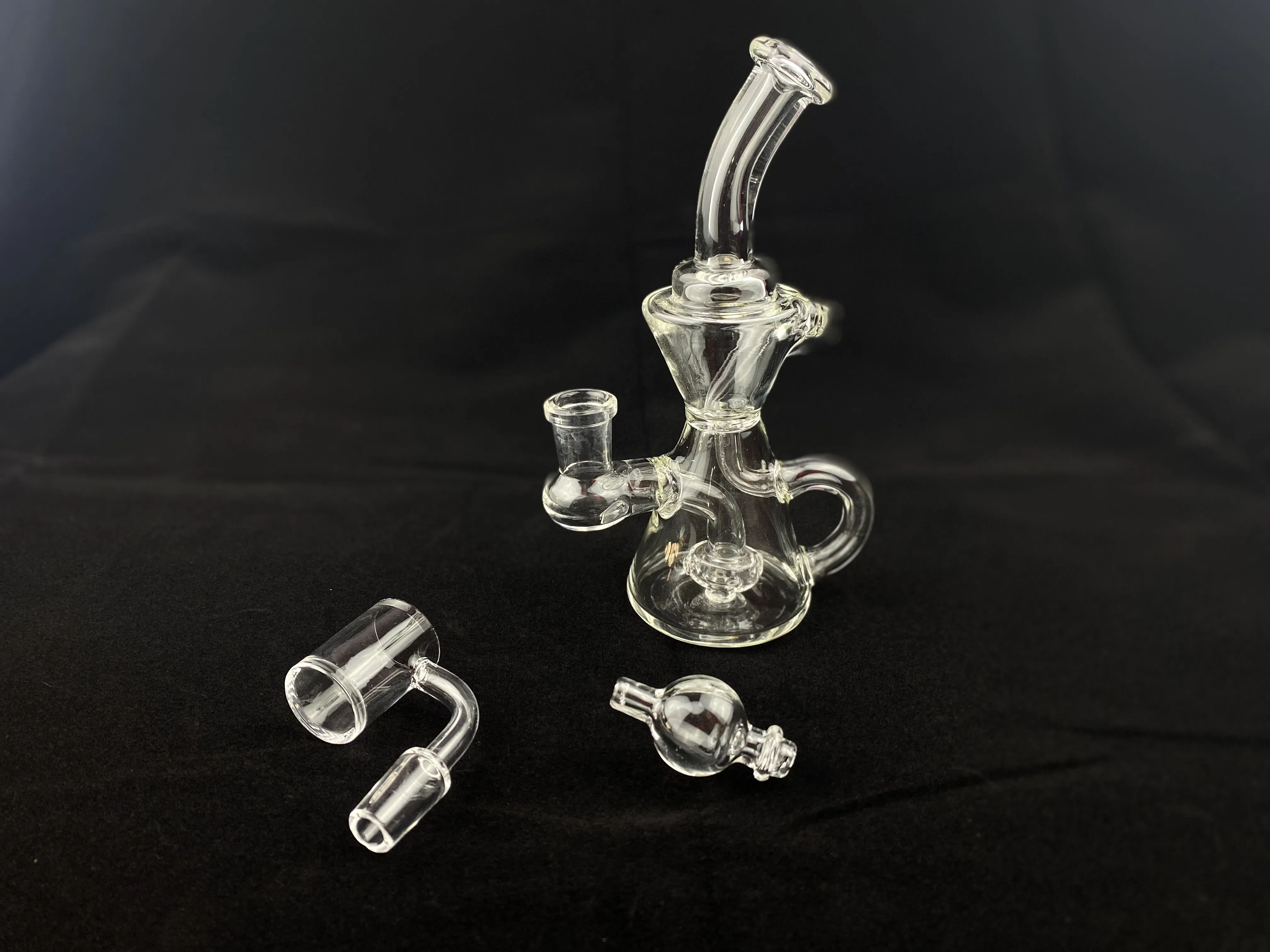 Bong Klein Dab Rig Glass Klein Oil Rigs Recycler Pipa ad acqua per fumatori Dimensione giunto trasparente 14,4 mm