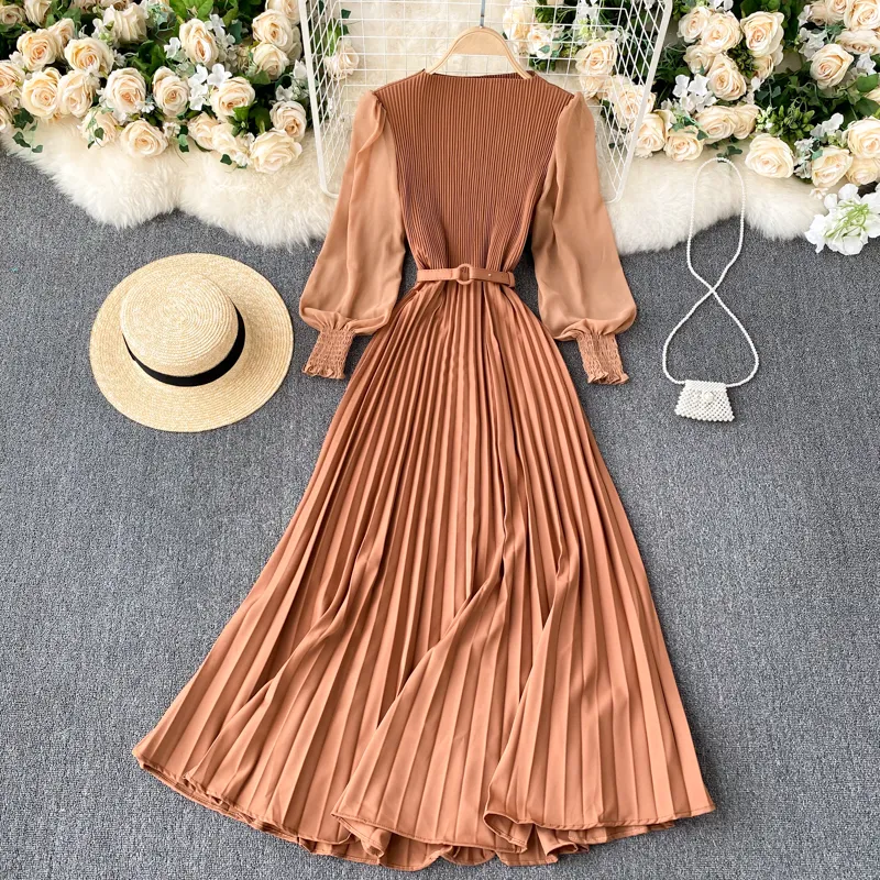 Elegant Patchwork chiffon maxi dress for Women - Spring/Summer Collection with Long Sleeves, Pleated Design, Perfect for Parties - Style 220310