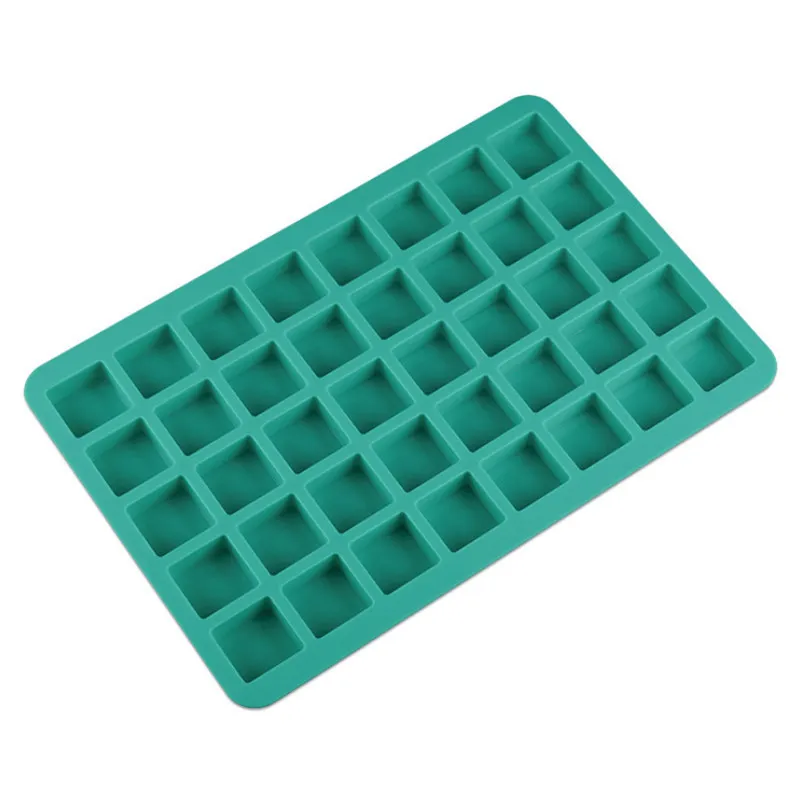 Silicone 40 Trous Mini Carré Forme Cube Moule Pour Gâteau De Glace Plateau Cubes Bonbons Au Chocolat Pudding Jelly Party Bar Whisky Outils T200703