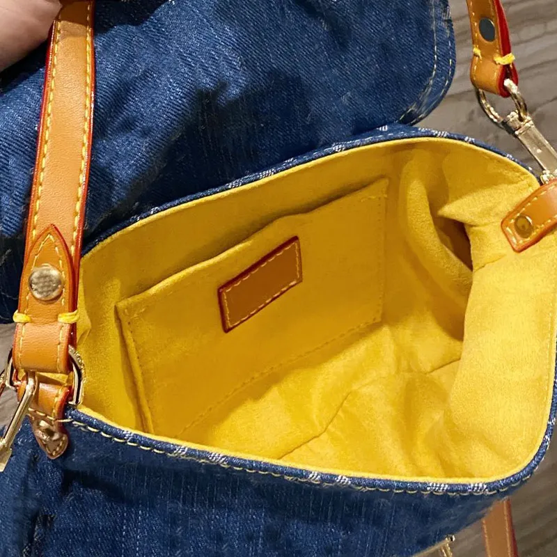 Denim Jeans Shoulder Bag Women Tote Handbag Purse Old flower print Camera Bag  Crossbody Bags Detchable Strap Flap Messenger Bags New