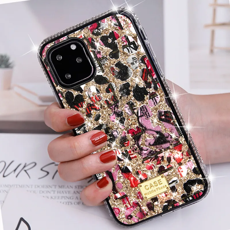 Luxury Phone Case Diamond Sequins Back Cover för iPhone 15 14 13 12 Pro Max 7 8 Plus Sparkle Glitter Soft TPU Kvinnor och flickor fall