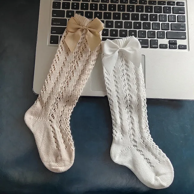 5 couleurs espagne bébé enfants chaussettes évider avec noeud conception chaussettes 100% coton fille chaussettes