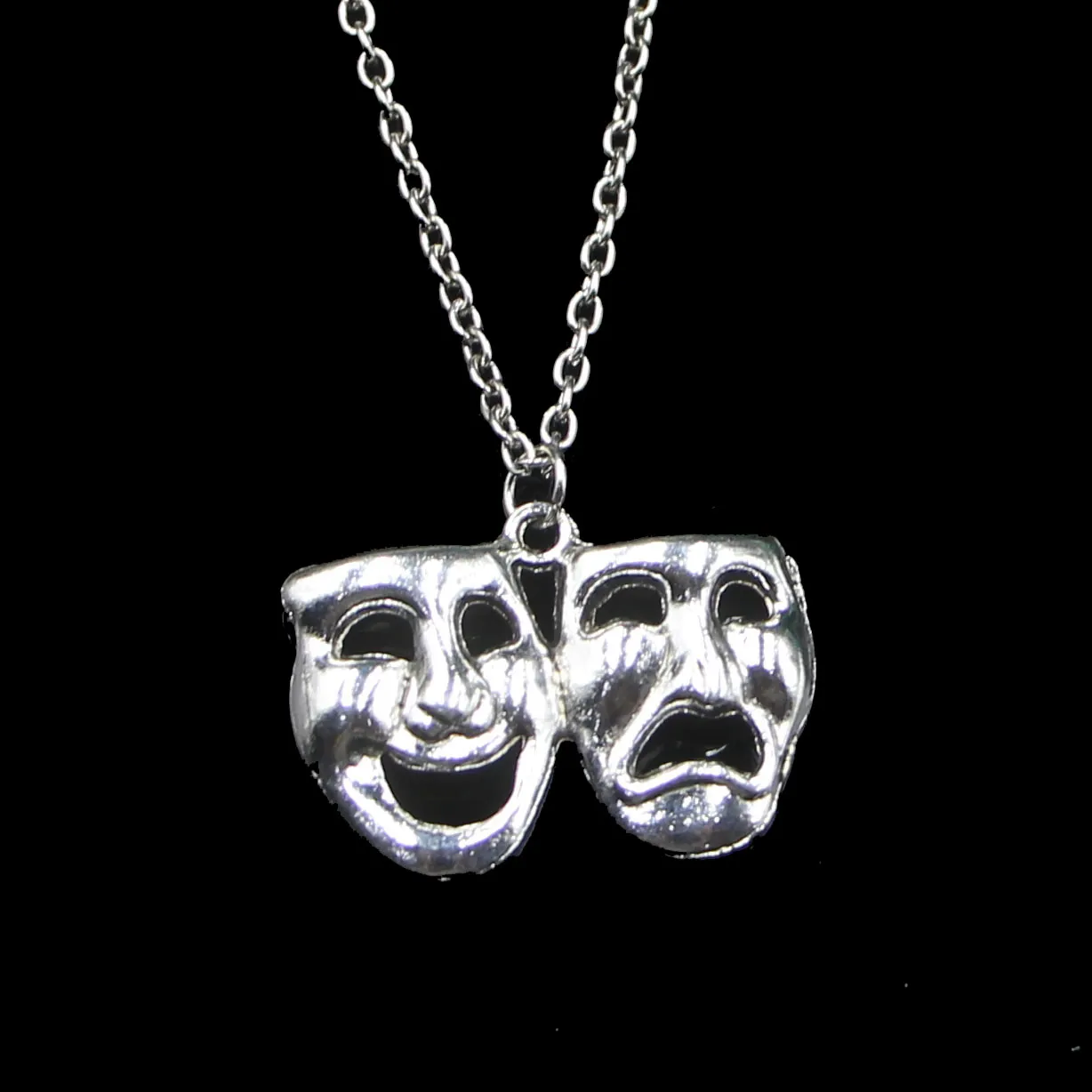 Mode 31*23mm comédie tragédie masques pendentif collier lien chaîne pour femme collier ras du cou bijoux créatifs cadeau de fête