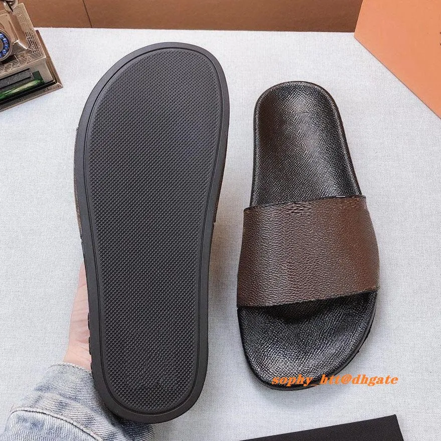 Designer tofflor män kvinnor glida sandaler lyx glida sommar mode bred platt hala med tjocka flip flops storlek 36-45