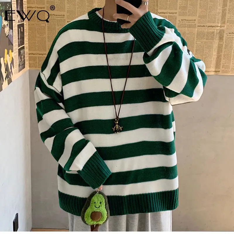 EWQ / Men Striped Casual Knitted Sweater Men's Korean Collage Autumn Pullover Tops Male O-Neck Oversize Sweater Fashions 9Y0027