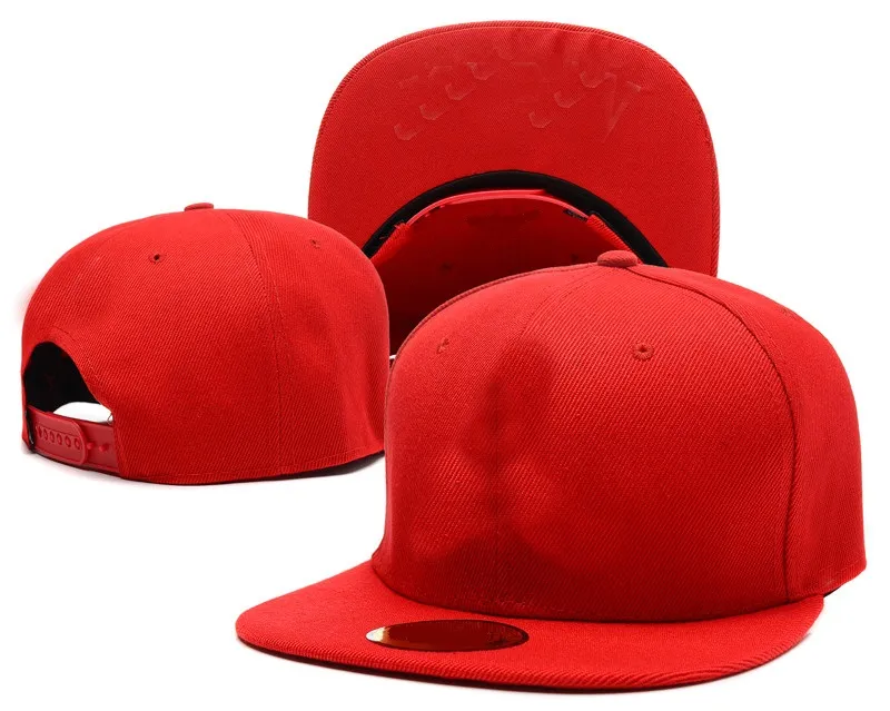 2021 Hele allerlei balpetten voetbal rugby hoeden mannen en vrouwen met dezelfde stijl van baseball caps merk trendy caps243o