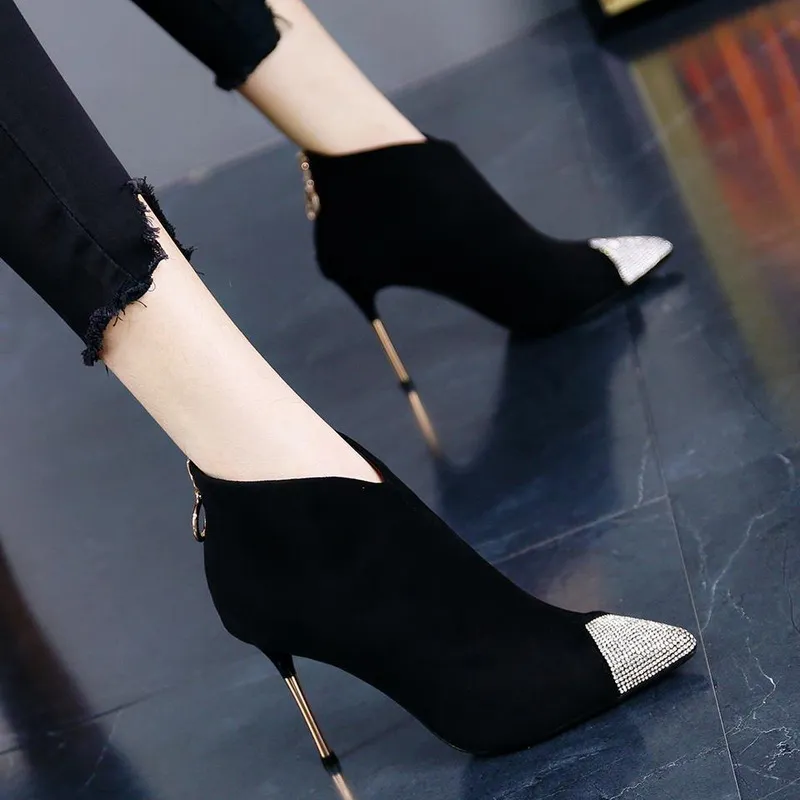 2022 Novo Estilo Sexy High Heeled Ankle Boots WomanRhinestone apontado Toe Winter ShoesWomen BotasRedblackDopshippship