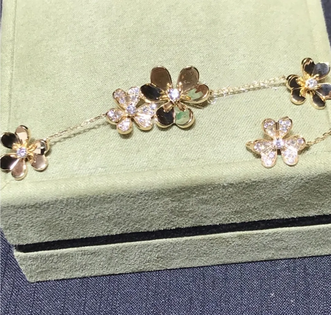 High quality Necklace 925 sterling silver inlaid with high carbon diamond tridimensional clover Butterfly brand Necklace Gift Necklace yy608