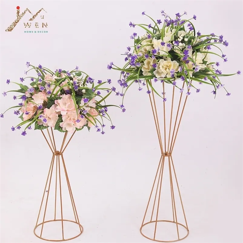 70CM / 50CM Vases À Fleurs Or / Blanc Fleur Stands Métal Route Plomb De Mariage Pièce Maîtresse Fleurs Rack Pour La Décoration De Fête D'événement Y200903