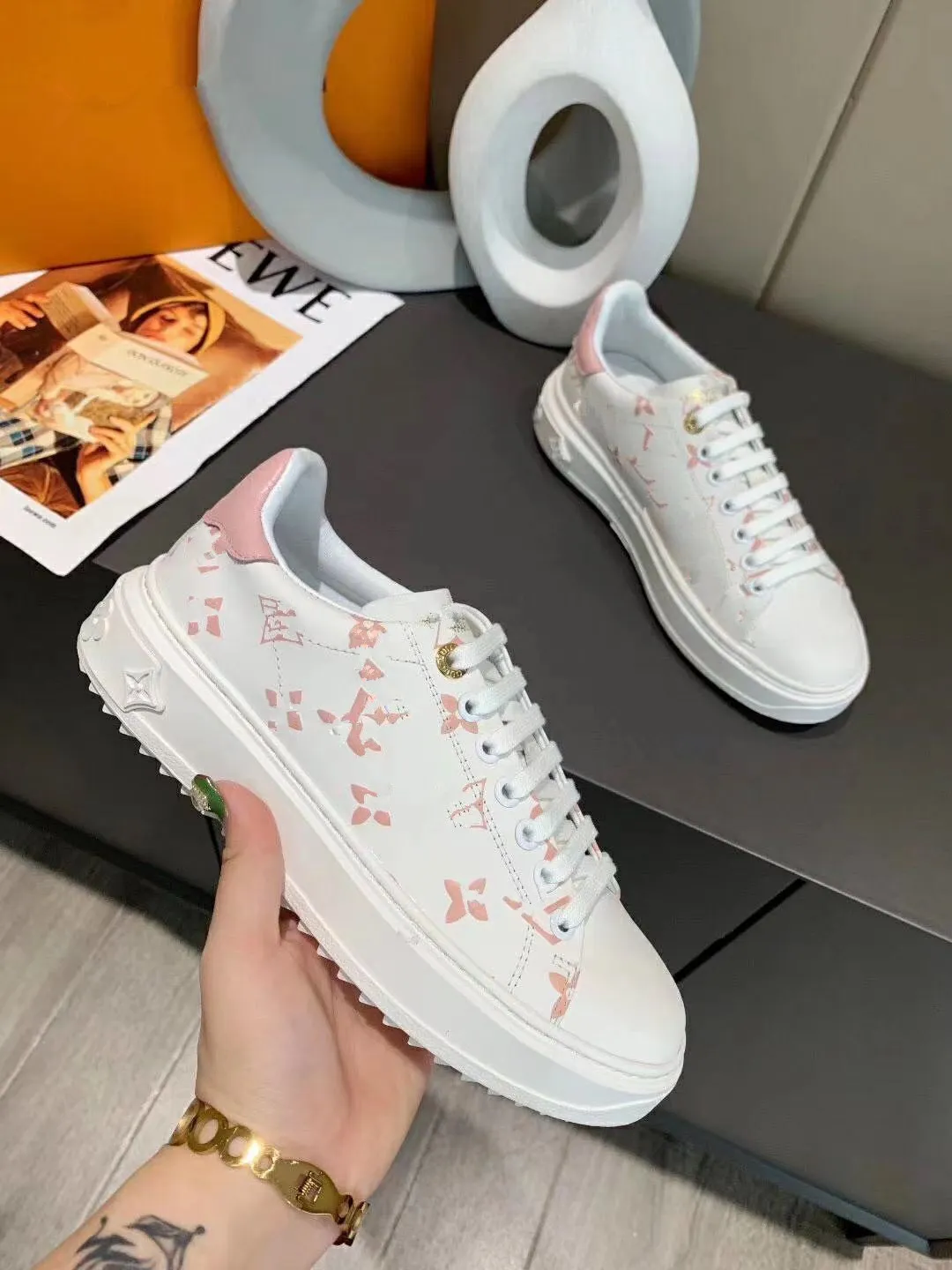 Pretty on sale girl shoes