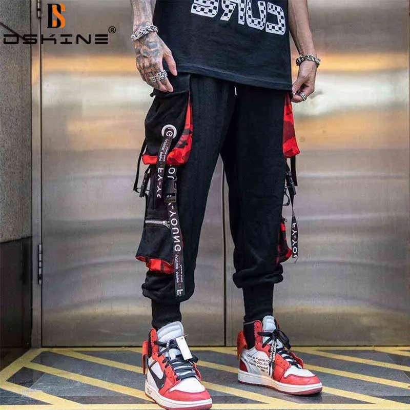 Hip Hop Streetwear Pantaloni da uomo Marca 2021 Pantaloni cargo neri Pantaloni sportivi Moda Casual Jogger Harajuku Pantaloni slim coreani da uomo H1223