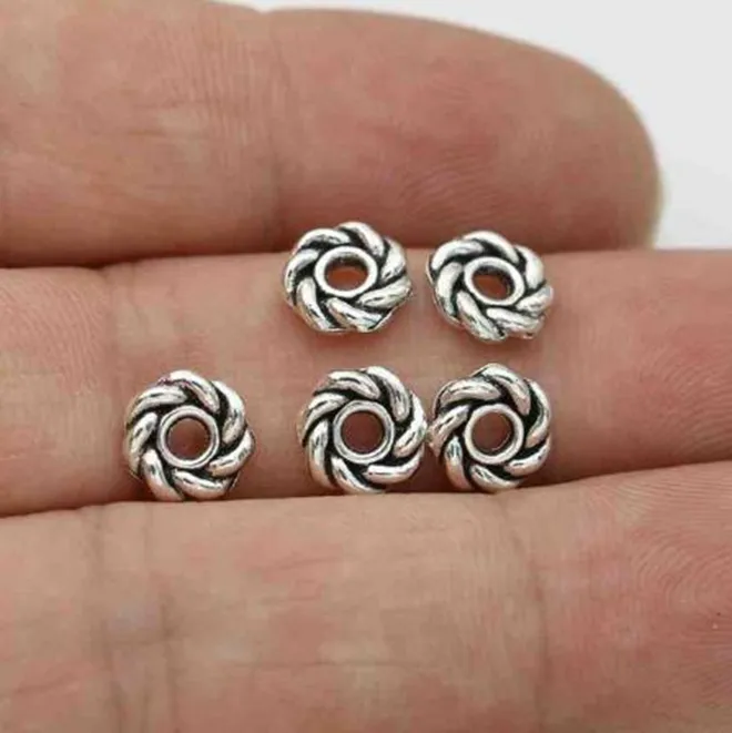 Bezpłatny statek 1000 sztuk / partia Stop Antique Silver Round Alloy Spacer Koraliki Charms Dokonywanie biżuterii 8x2mm