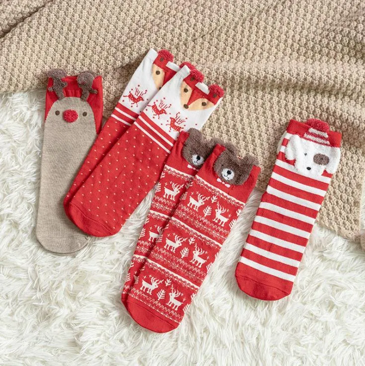 4 Styles Hiver Femmes Chaussette Rouge De Noël Chaussette Mignon Dessin Animé Elk Cerf Chien Chaussettes Coton Garder Au Chaud Bébé Fille Garçon Chaussettes Douces