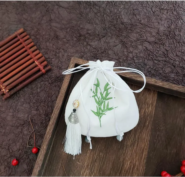 14cm Mini Antique Bambu Bordado Bolsa de Bolsas Presente Branco Ramie / Algodão Lavender Envoltório Lace Borda De Armazenamento Bolsas de Viagem