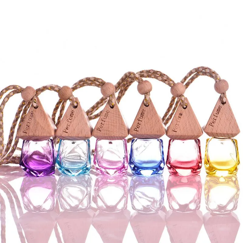 Colorful 100pcs/lot Mini 6ml Glass Car Perfume Bottles Pendant With Wood Cap Empty Refillable Bottle Hanging Cute Air Freshener Carrier