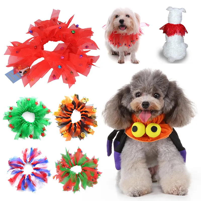 Articoli per animali domestici Vestiti colorati in poliestere per cani Collare natalizio per animali domestici Collo a nastro di Halloween Decorazione natalizia per cani Bavaglino