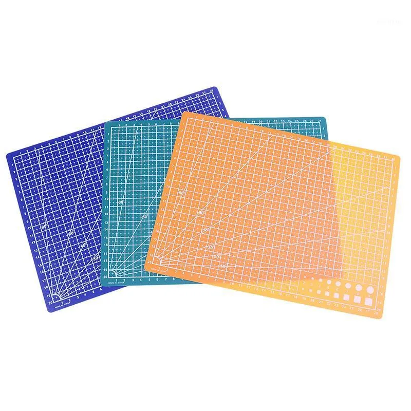 1 pz 30 * 22 cm A4 Grid Lines Self Healing Taft Mat 3Colors Carta artigianale Strumenti per cucire Tessuto Carta in tessuto Board1