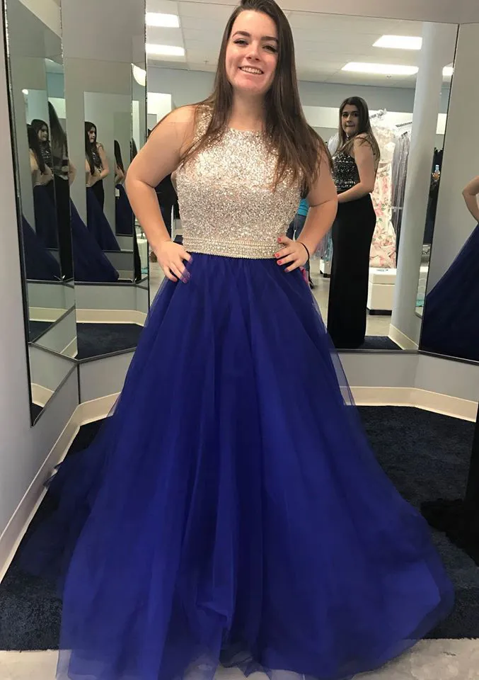 Elegant Beaded Naken Bodice och Royal Blue Tulle Floor Längd Kjol Anpassad Plus Storlek Prom Party Dress Girls Special Occasion Dress