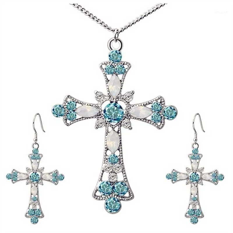 Crystal Cross Pendant Halsband Örhängen Sätter Bröllopsredovisning Halsband för kvinnor Jesus Jewery Set Flower Christian Smycken1