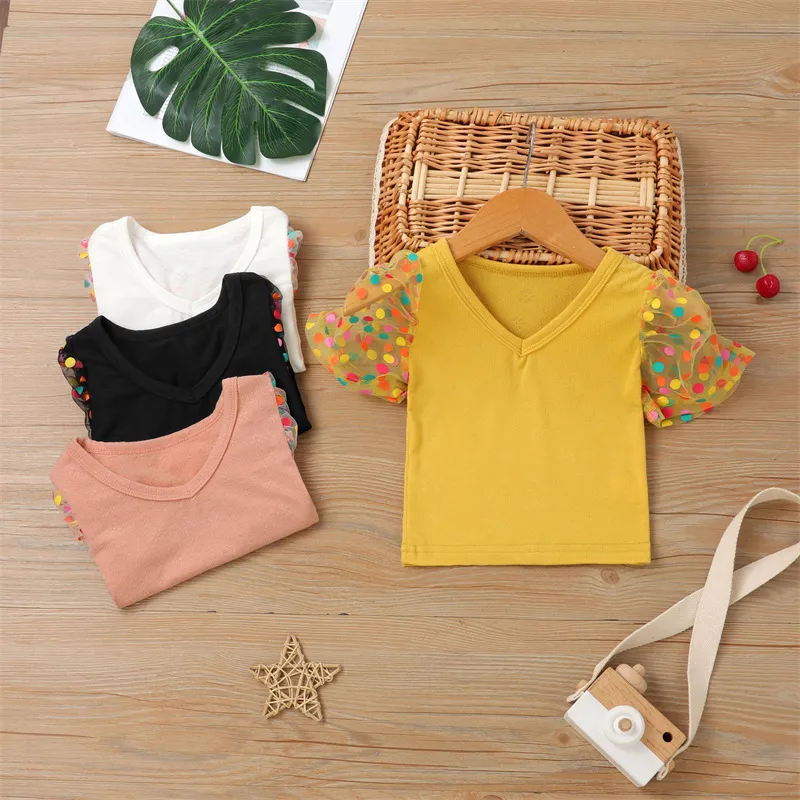 여름 키즈 V 넥 티셔츠 단색 스티치 다채로운 메쉬 퍼프 소매 소녀 티셔츠 도트 티셔츠 의류 M4009