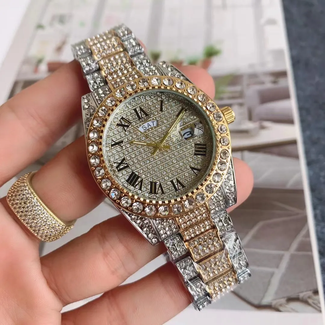 2022 nuovi orologi da uomo di lusso orologio con diamanti pieni calendario della settimana moda uomo orologio ghiacciato Montre De Luxe224b