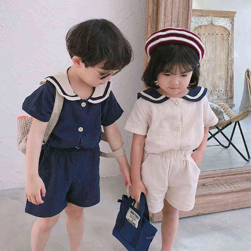 Sommar koreanska stil barn sjöman krage bomull linne kläder sätter pojkar tjejer t-shirt + shorts 2pcs barn kläder baby pojke kläder y220310