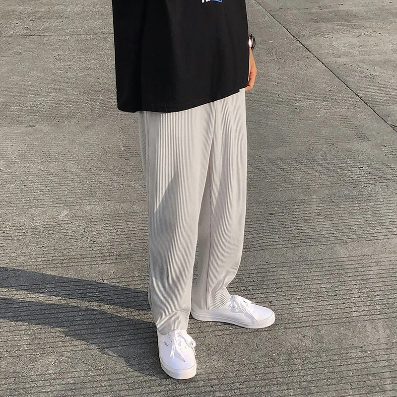 주름진 스트레이트 바지 남자 패션 단색 탄력적 허리 캐주얼 바지 남자 스트리트웨어 느슨한 일본 아이스 실크 바지 남성
