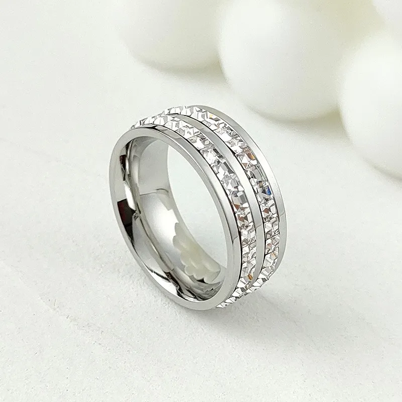 High Quality Titanium Steel Band Rings for Men and Women Valentine's Day Fashion Diamond Jewelry Size 5-10