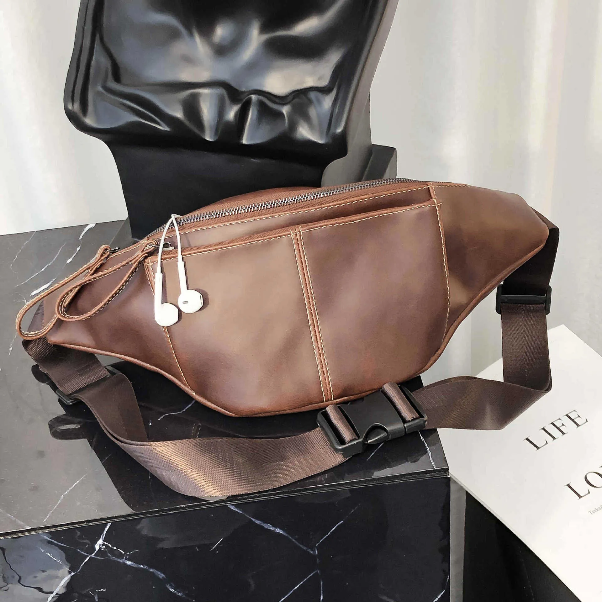 Leather Outdoor Sexy Rivets Waist Bag Purse Chest Fanny Pack Travel Cashier Belt Bag Women Hip hop Rock Punk Men Wallets