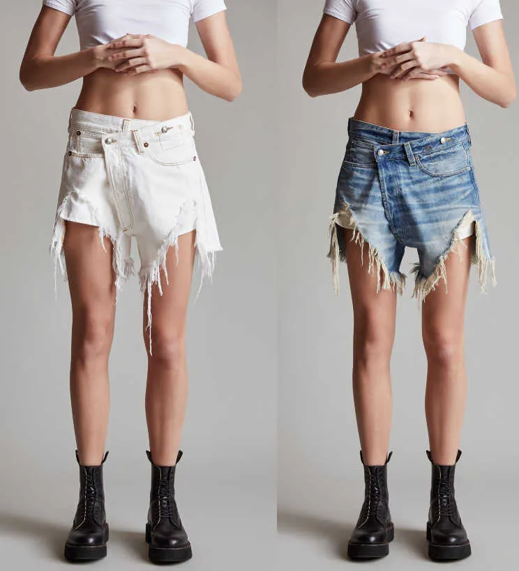 女性のショートパンツ春と夏の新しいR13の高腰重なっている穴の大まかな裾スキューファイル斜めバックルデニムショーツ女性