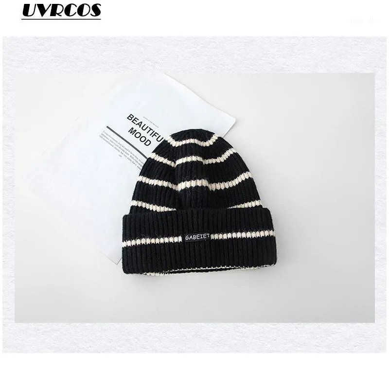 قبعة قبعة/قبعات جمجمة Uvrcos Han Edition Stripe Hat مع مخملية السيدة Qiu Dong Season Joker Tricking Warm the Pulb Head Cold Cap1