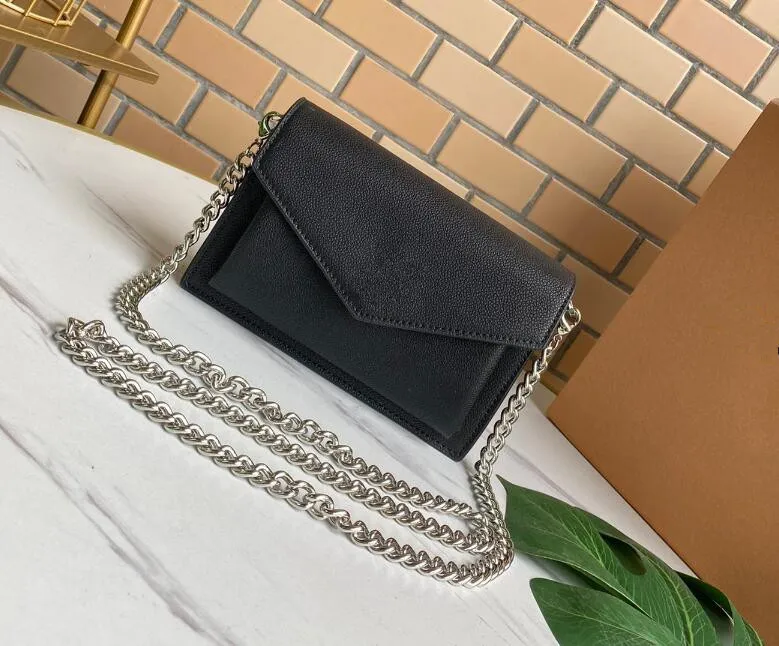 Svart Mylockme Chain Bag Mini My Lockme Crossbody-väskor 63471 Dam Axelkopplingar Högkvalitativa Kedjor Plånböcker Äkta läderväskor 19cm