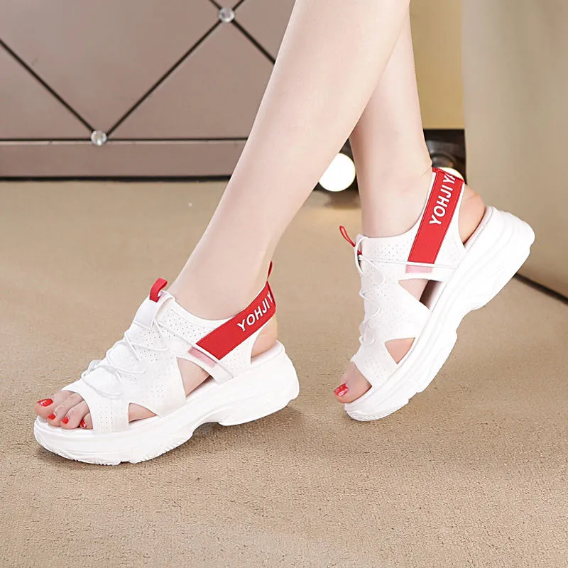 Sandali sportivi on sale con zeppa
