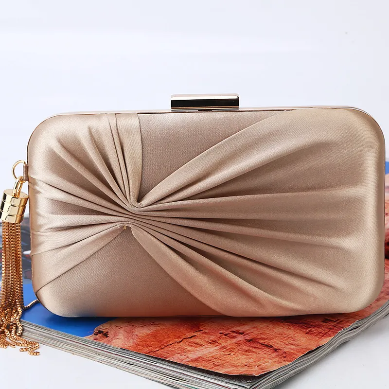 Tassel Dinner fold evening dress bag Celebrity Wedding Banquet handbag women's manufacturer direct sales high quality