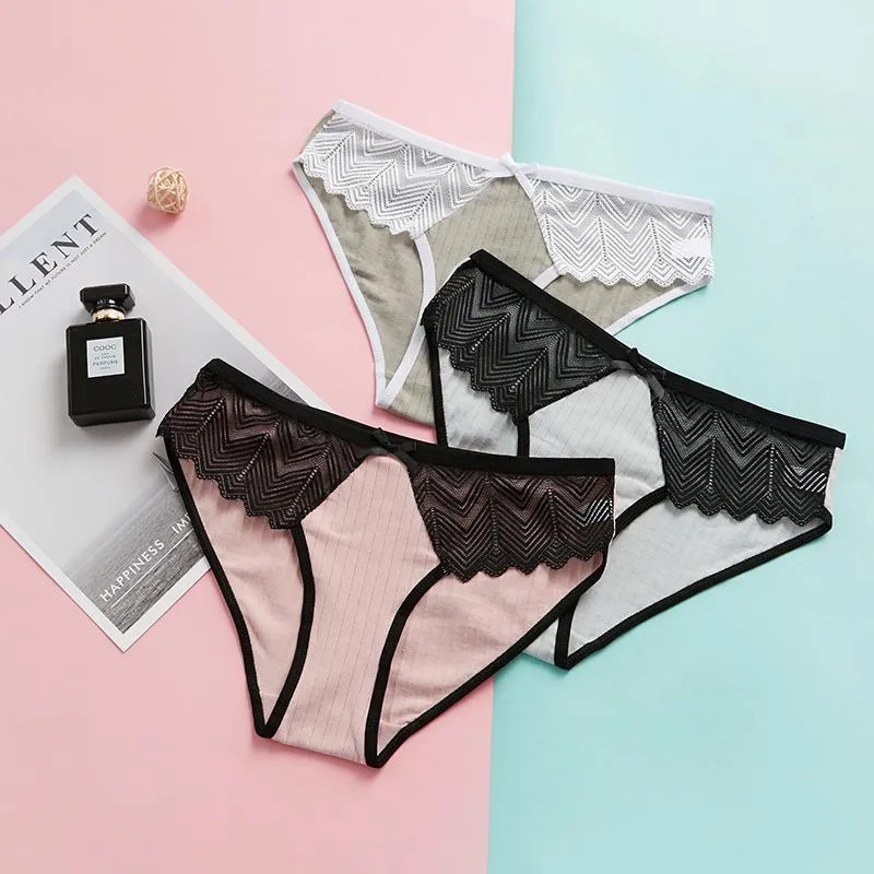 Comfortable Low Rise Cotton Lace Cheeky Panties For Women Skin