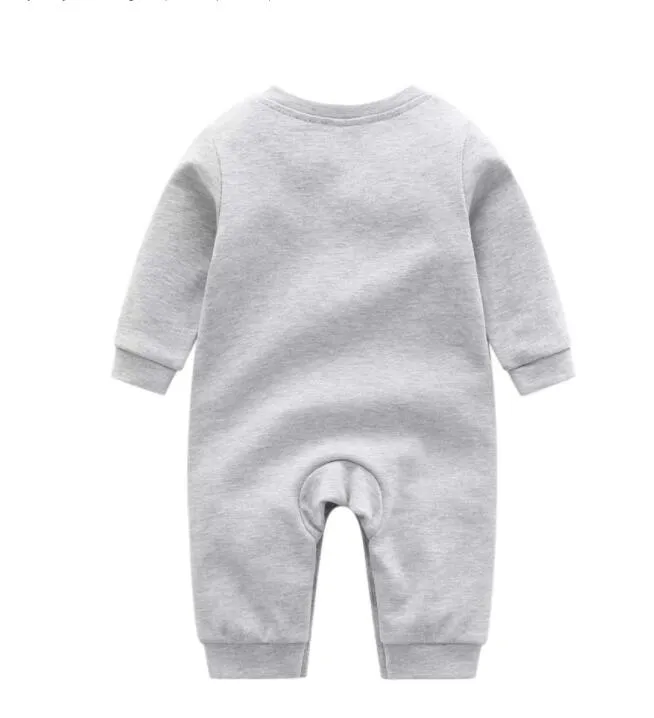 Yenidoğan Bebek Pamuk Romper 0-2Y Tulum Toddle Bebek Bodysuit Perakende Yenidoğan Babys Tasarımcı Giyim Çocuk Tulumlar Giyim 3-24month