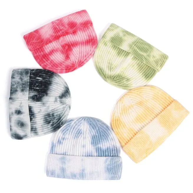 Nieuwe gebreide beanie vrouwen 2020 winter hoeden stropdas kleurstof hoed outdoor straat hip hop cap korte hoed gebreide Skullcap 7 kleuren tegen 1619