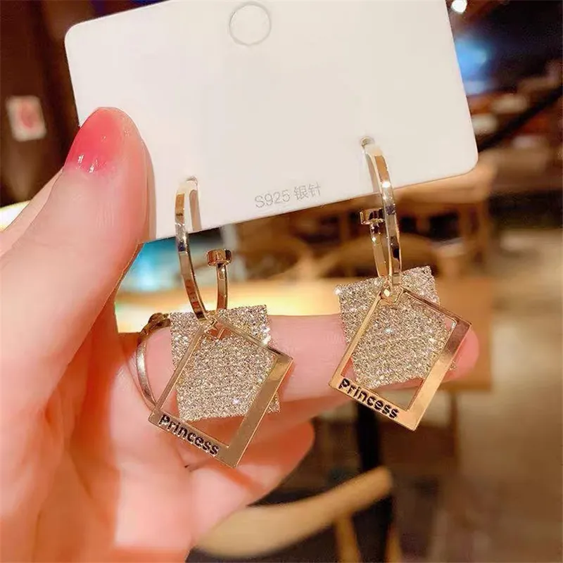 Unusual gold deals earrings