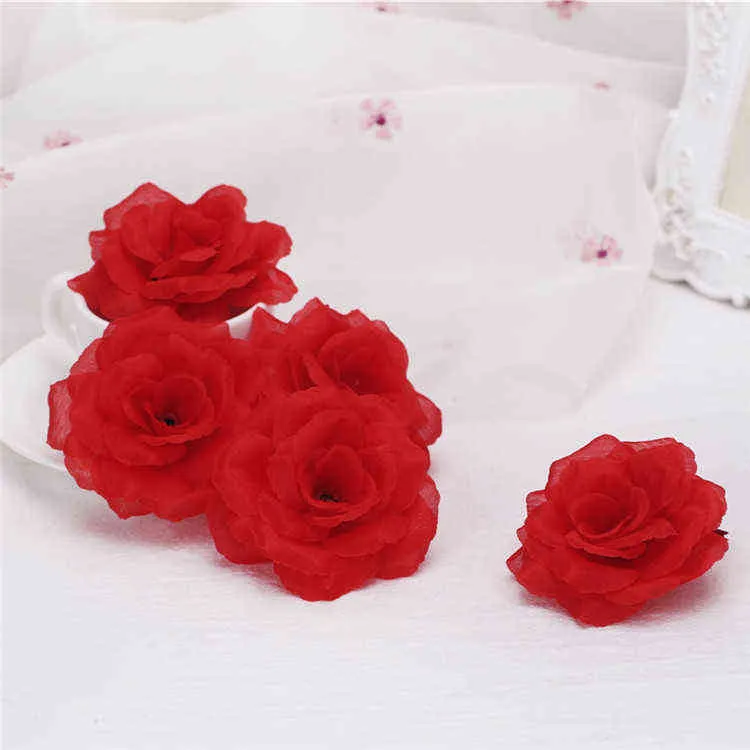 Gåvor för kvinnor 100 st 8cm 22Colors Silk Rose Flower Head Artificial Fake Flower Rose Wall Wedding Carm Decoration Flower Accessory