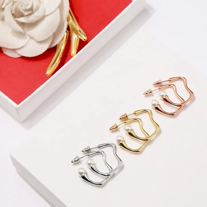fahion Stainless steel letter simple fashion Bamboo C-shaped pearl fashion earrings rose gold letter stud earrings for woman jewelry