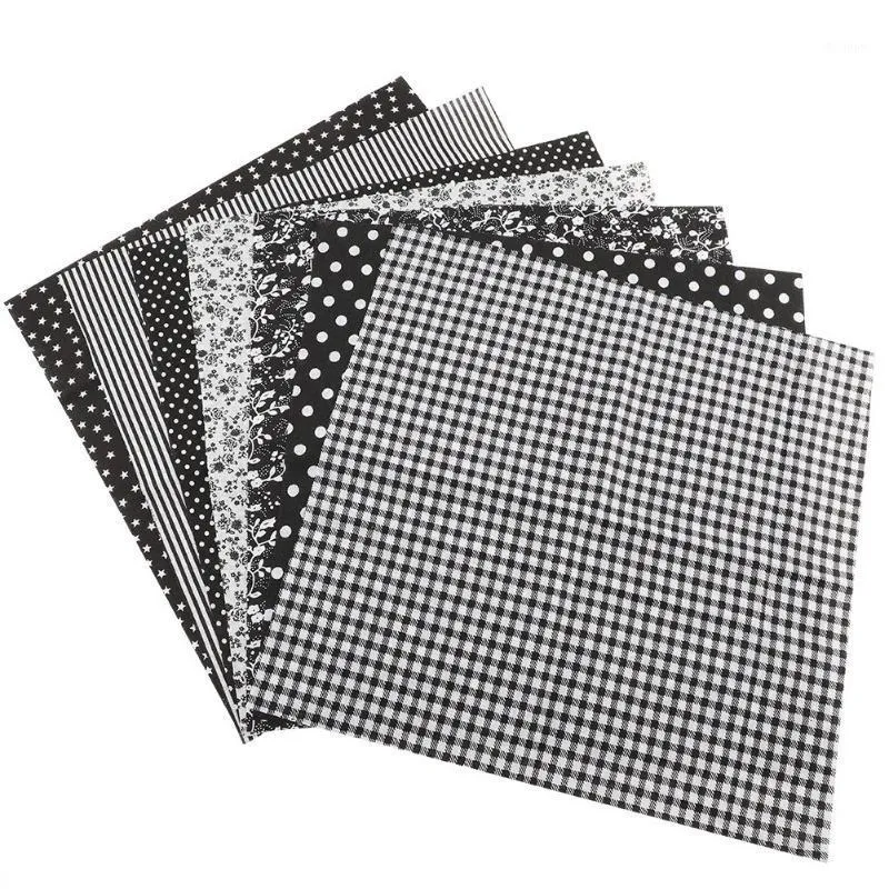 Quilting Fabric 7Pcs 25 * 25cm In Cotton DIY Assorted Squares Practice Bedding Suite Quarters Package Storage Bags