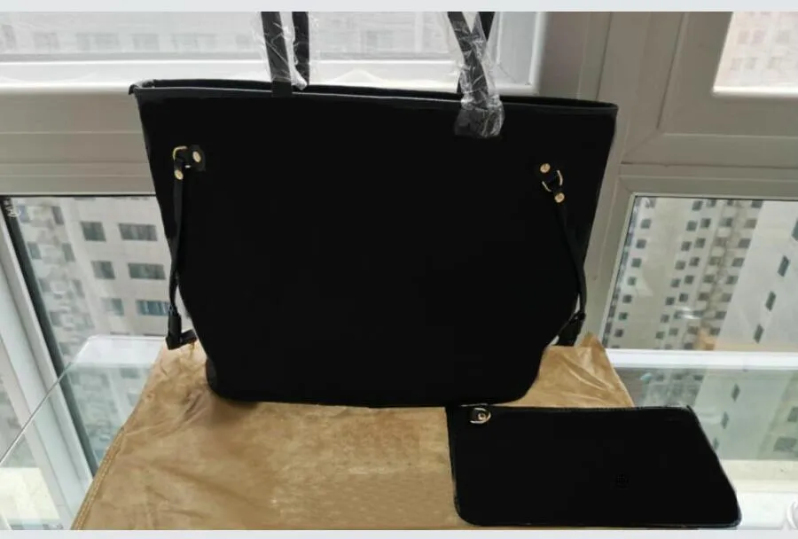 Kvinnors 2st / set Black Embossed Handväskor gammaldags damer komposit Portable PU Läder Koppling Väska Kvinna Plånbok