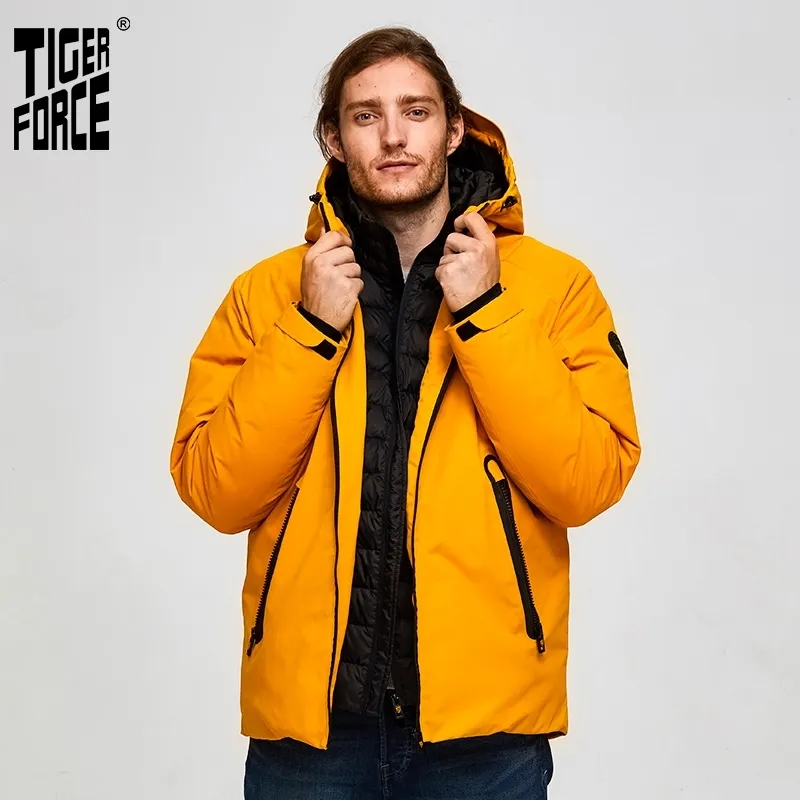 Tiger Force Oversize Winter Ski Sport pour hommes Veste de neige imperméable Faux Deux capuche mâle épaissir manteau 210203