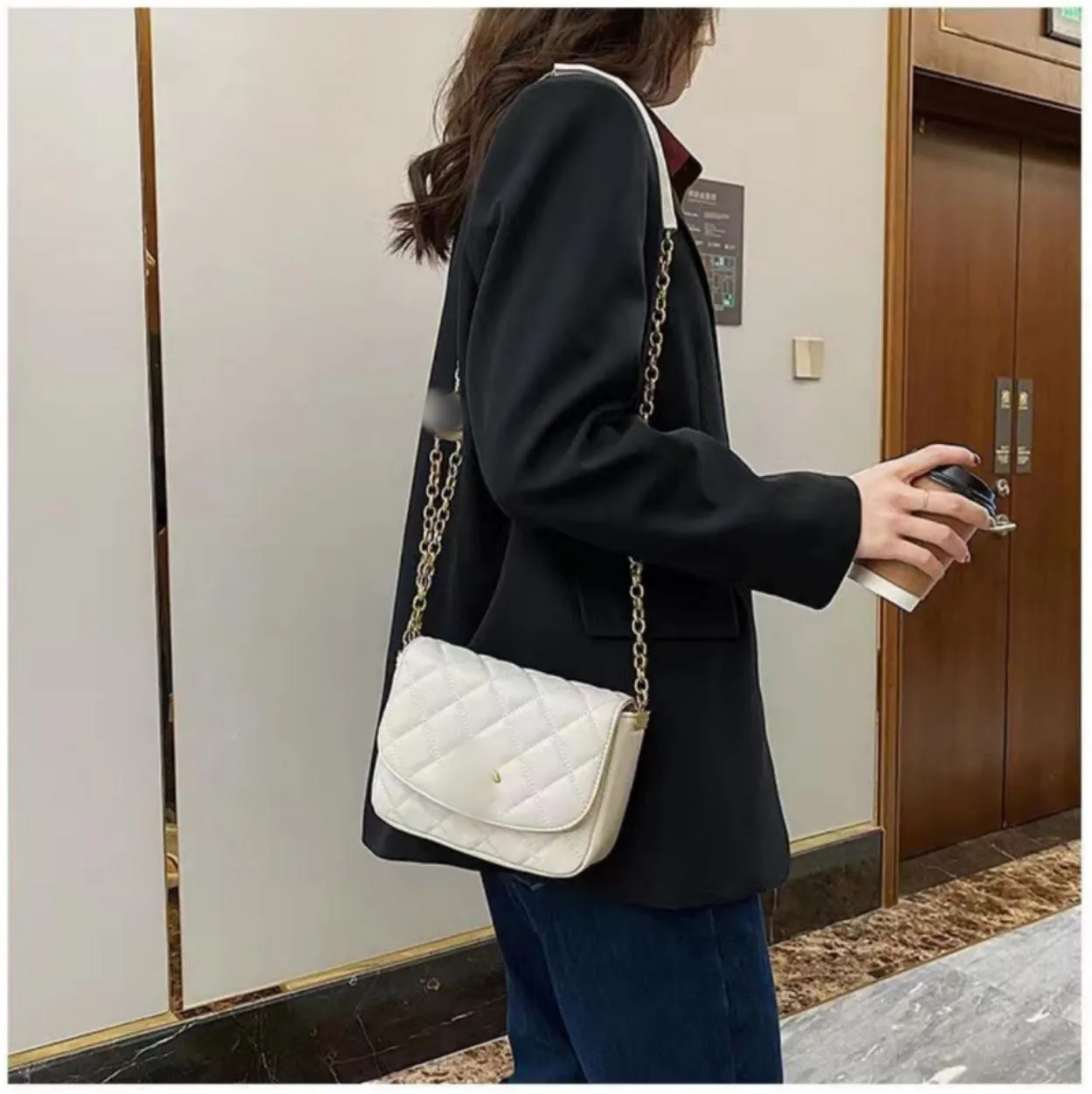 2022 Net Red Lingge Chain Embroidery Thread Small Square Bag Fang Fatzi Cross-border Handbag Shoulder Bag