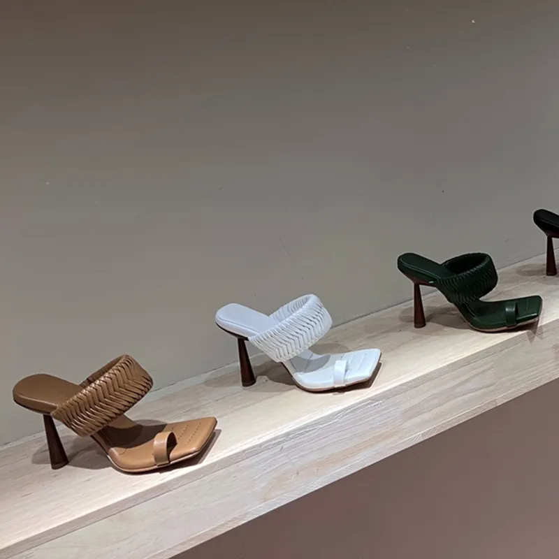 Hausschuhe, modische Qualität, Damen-Hausschuhe, Leder-Sandalen mit geflochtener Oberfläche, Spule, Holzmaserung, Farbabsatz, große Schuhe, US-Größe 4–10, Designer-Damen