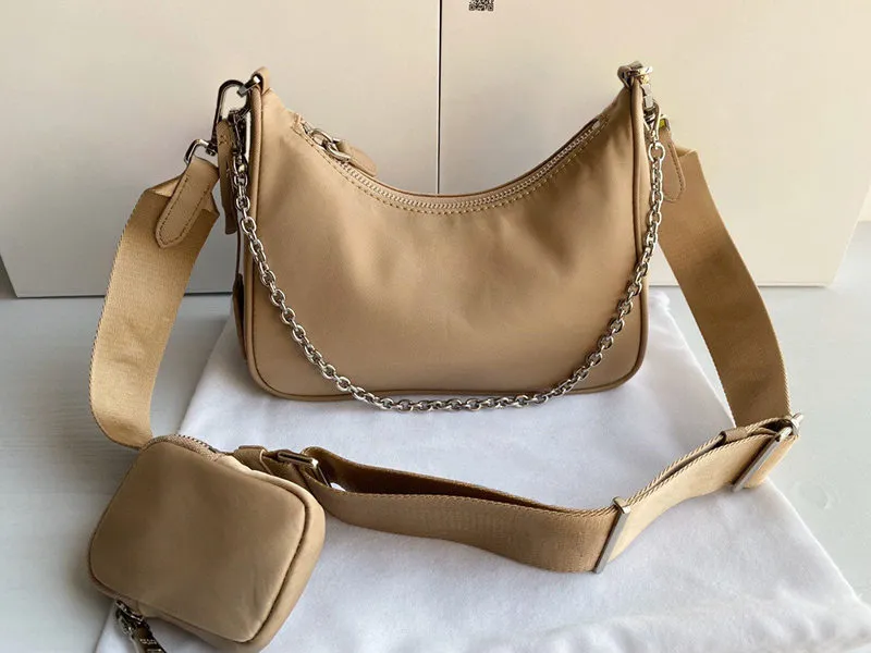 En Kaliteli Kadın Çantaları Tote Naylon Baget Çanta Deri Erkekler Omuz Çantası Crossbody Tote Çanta Moda Stil Debriyaj Lüks Tasarımcılar Cüzdan