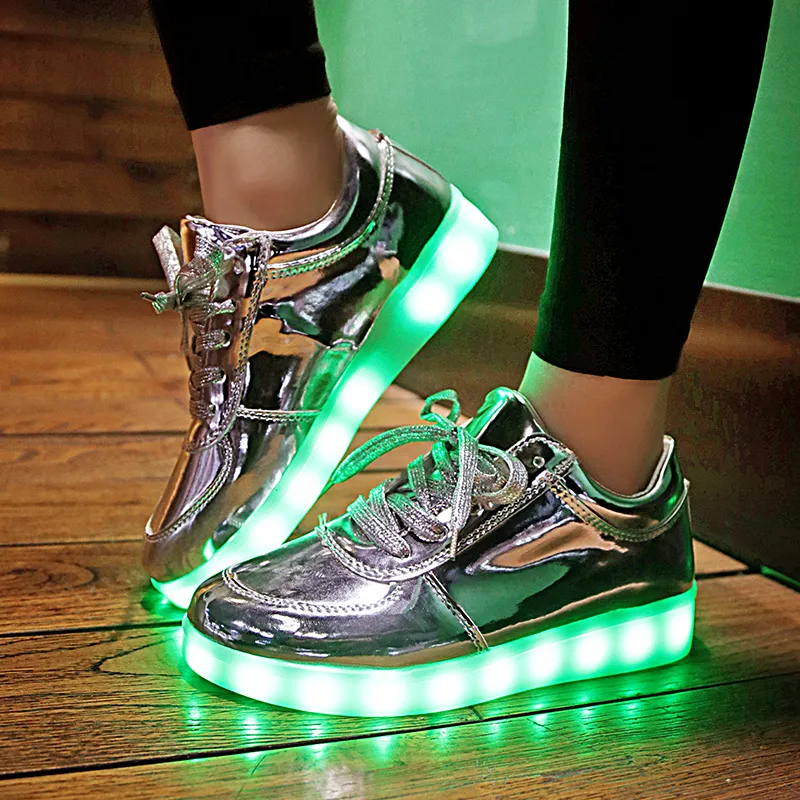 Scarpe illuminate bambini hotsell